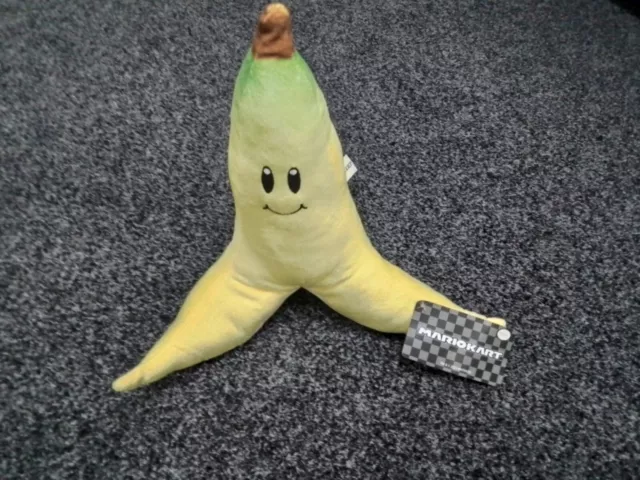 BRAND NEW LICENSED Nintendo Super Mario Kart Banana Peel Plush Soft Toy 27cm 25.00 PicClick AU