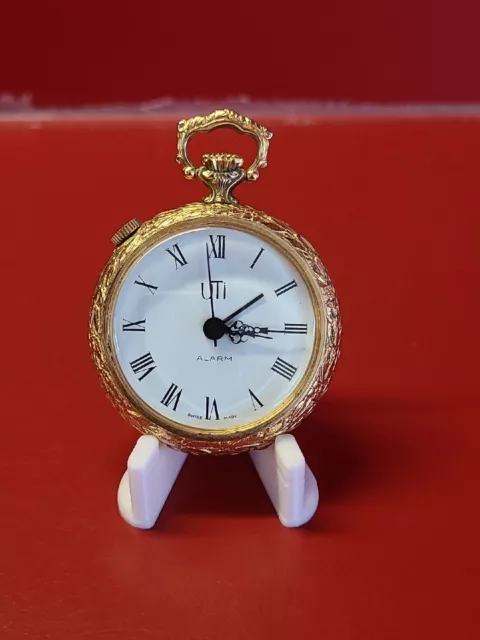 Montre uti on sale en or