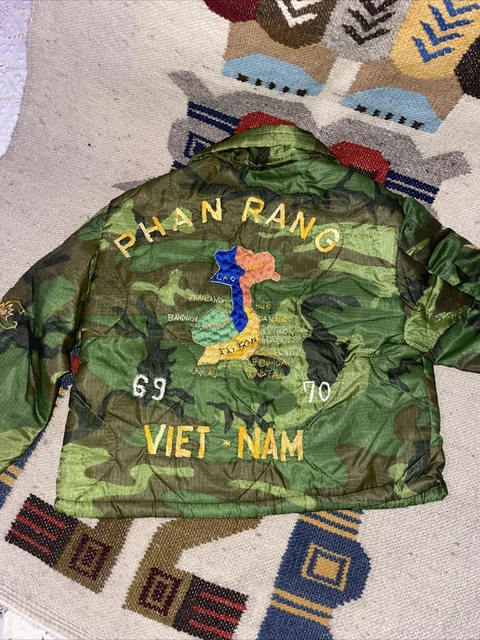VINTAGE Vietnam Souvenir Jacket Kid Size 1969 - 70 Camo Military Phan Rang Tour VINTAGE Vietnam Souvenir Jacket Kid Size 1969 - 70 Camo Military Phan Rang Tour