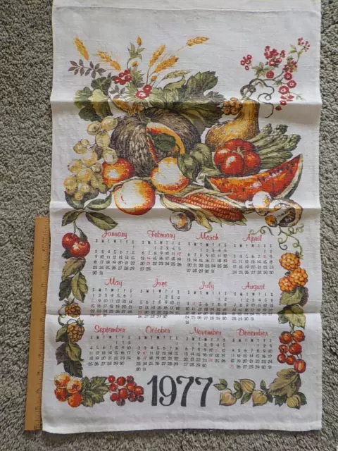 TEA TOWEL - Vtg 1977 Fall Autumn Pumpkin Harvest Linen Calendar Wall Hanging