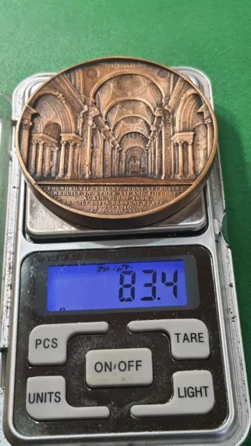 Vintage medal by Wiener Gothic Anglican Cathedral St Paul's in London UK 2