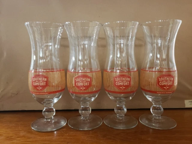 Set of 4 Vintage Southern Comfort Whiskey Clear Hurricane Glasses, Red and Gold