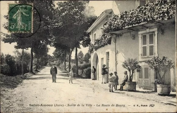 Ak Saint Amour Jura, Sortie de la Ville, La Route de Bourg - 10530110