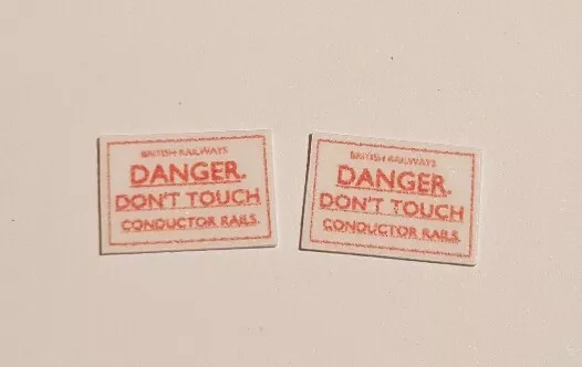 4 x OO Scale Vintage Style Danger Don't Touch Conductor Rail Signs - BR Version