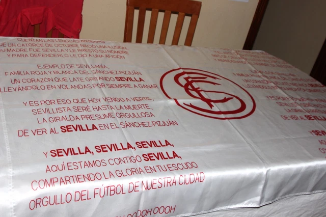 Bufanda Sevilla blanca - Tienda de camisetas del Sevilla | Equipaciones