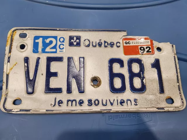 license plate Quebec 92 VEN 681 (Small plate)