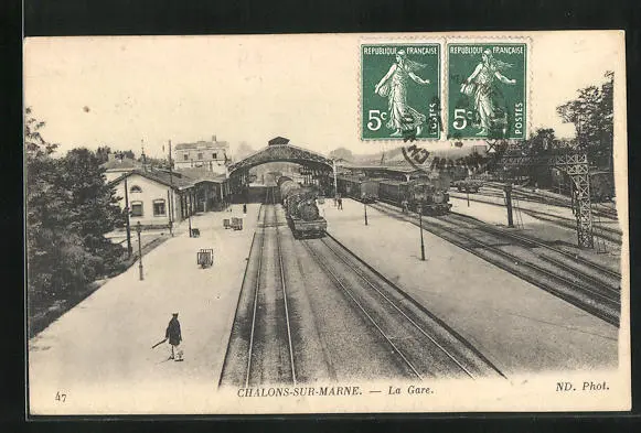 CPA Chalons-sur-Marne, La Gare, La Gare