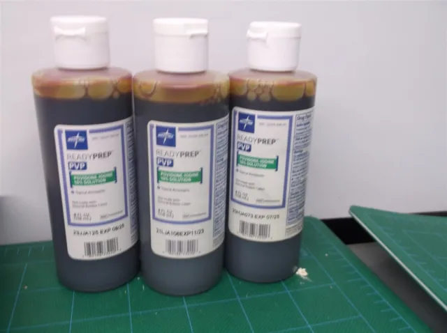 3 Medline Ready Prep PVP povidona-yodo solución al 10%, botellas de 4 oz, # MDS093944
