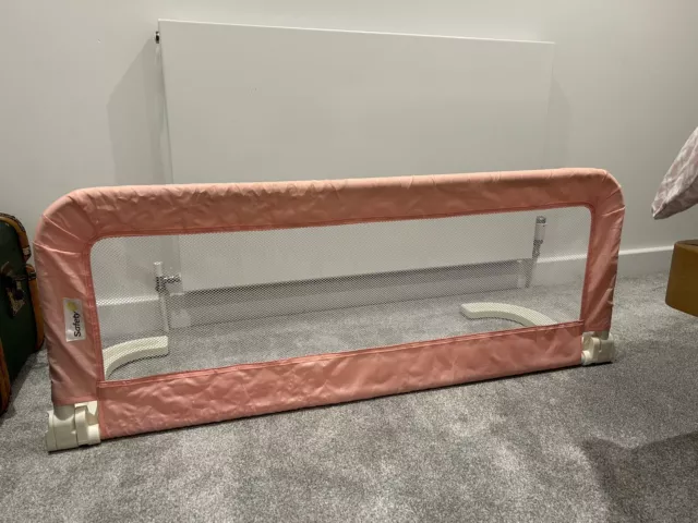 Safety 1st Adjustable Portable Bed Rail, Pink