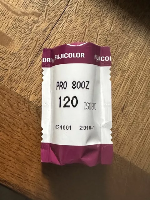 RARE Fuji 800z 120 Medium Format Colour Print Film Roll ISO800 Fujifilm Sealed