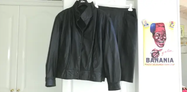 Bel ensemble veste blouson jupe en cuir noir doublé taille XL TBE