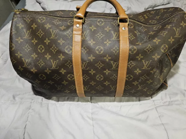 LOUIS VUITTON Luggage & Sleeve Set Size: 15 x 6.75 x 20.25; 18 han –  Kardashian Kloset