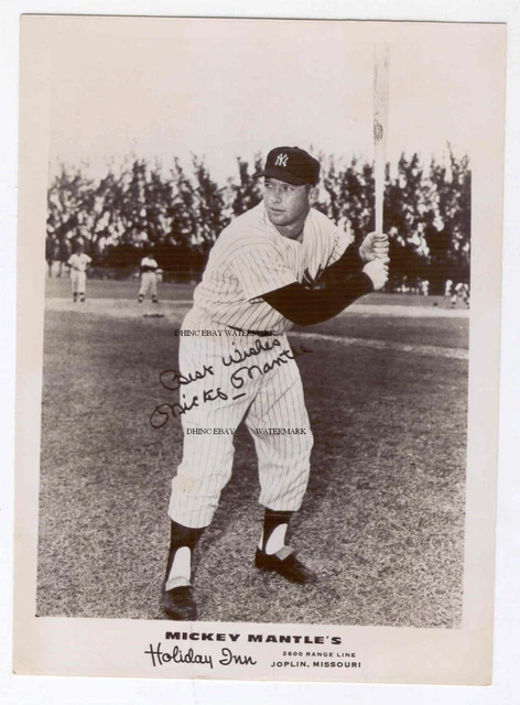 1960s Mickey Mantle Holiday Inn Promotional B/W 5x7 Mickey Mantle Photo 1960s Mickey Mantle Holiday Inn Promotional B/W 5x7 Mickey Mantle Photo