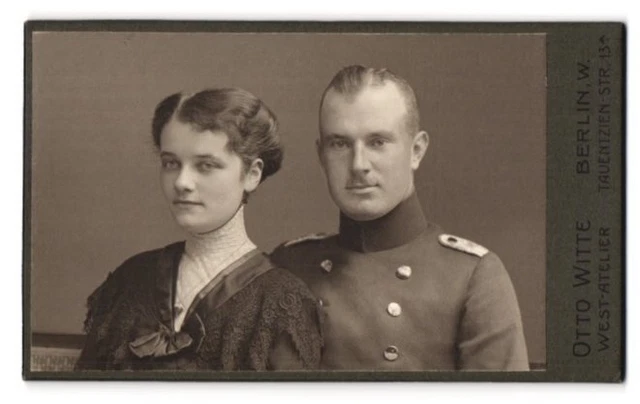 Fotografie Otto Witte, Berlin, Tauentzien-Str. 13, Portrait Soldat in Uniform R