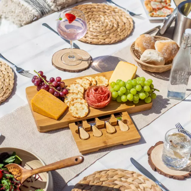 Juego De Tablero De Queso Bandeja Para Servir Madera De Bambú Con Cajón Y 4 Herramientas De Cuchillo De Acero