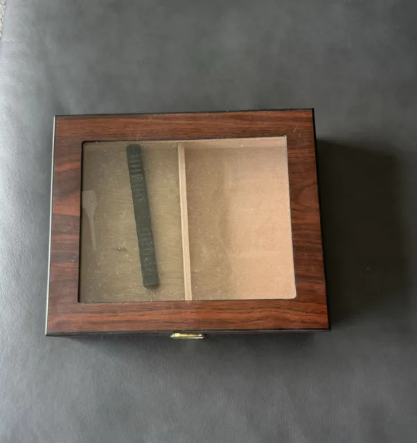 Handmade Cigar Humidor, Cedar Cigar Desktop Box with Humidifier and Hygrometer
