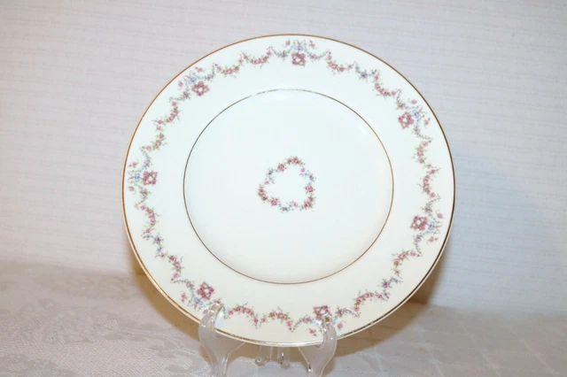 SYRACUSE OLD IVORY ARCADIA O.P.CO U.S.A. 10 1/4" Dinner Plates (Set of 2)