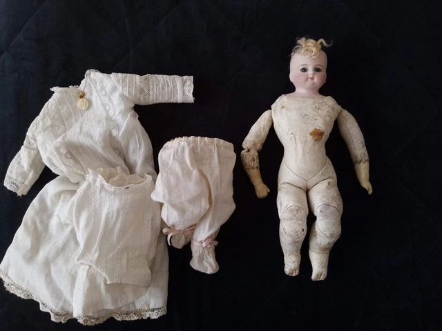 Poupée de collection traditionnelle Mabel Adge made in France 1973 - Collection