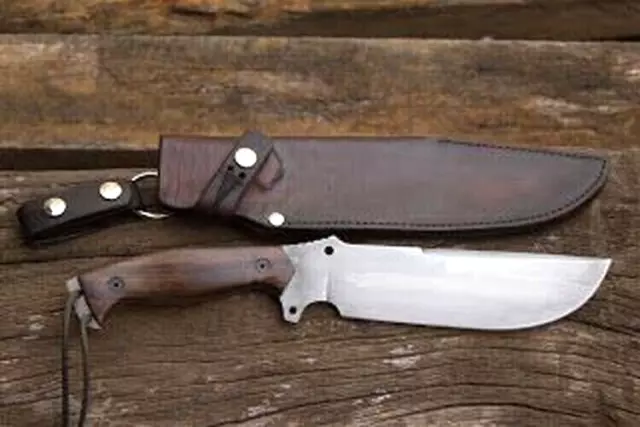 Custom Handmade D2 Tool Steel Survival Knife Hunting Bowie Knife Camping Knife