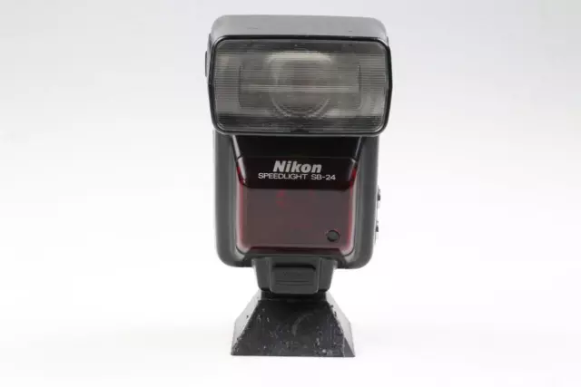 NIKON Speedlight SB-24 Blitz - SNr: 2054199