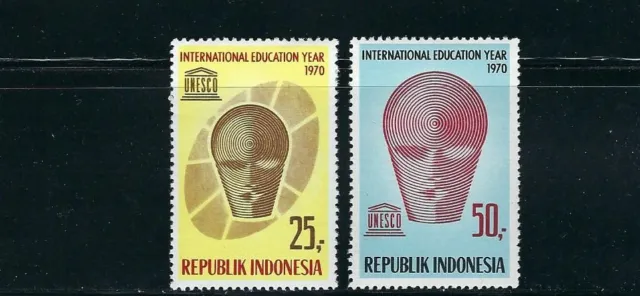 Indonésie 1970 International Éducation Année ( Scott 795-6) VF MNH Toning Sur