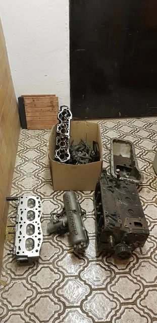 Bertone X1/9 Fiat Motorblock/Zylinderkopf und Teile Uno Turbo 1.3 Bertone X1/9 Fiat Motorblock/Zylinderkopf und Teile Uno Turbo 1.3