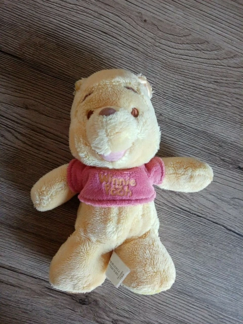 doudou peluche Winnie l'ourson vichy et satin DISNEY NICOTOY 20cm