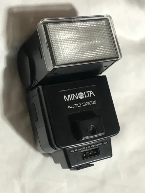 Minolta Auto 320X camera flash