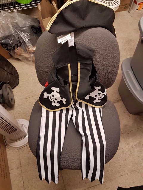 Gymboree Pirate outfit 4T-5T BRAND NEW WITH TAGS Halloween Costume Kids
