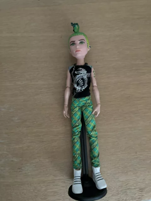 Poupée Doll Monster High  Garçon Deuce Gorgon Mansters