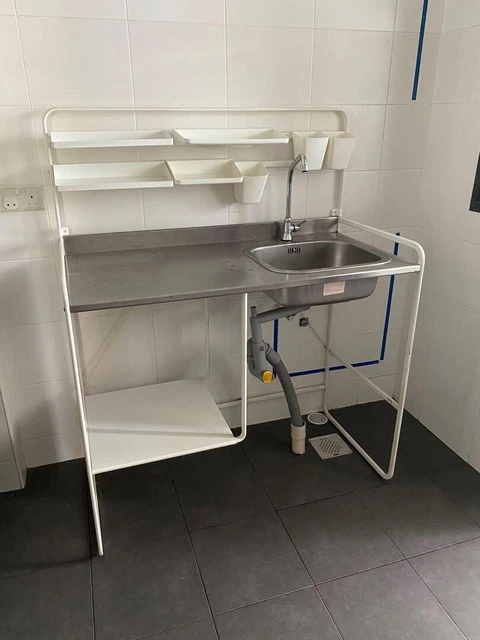 SUNNERSTA SUNNERSTA kitchenettes complètes - IKEAPEDIA