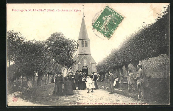 CPA Villembray, Pélerinage, la Sortie de l´Église