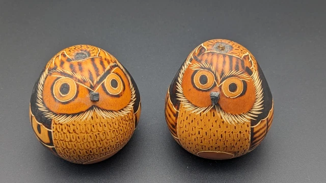 2 Folk Art Gourd Rattles Pair of Owls Hand Carved Gourds 3" 2 Folk Art Gourd Rattles Pair of Owls Hand Carved Gourds 3"