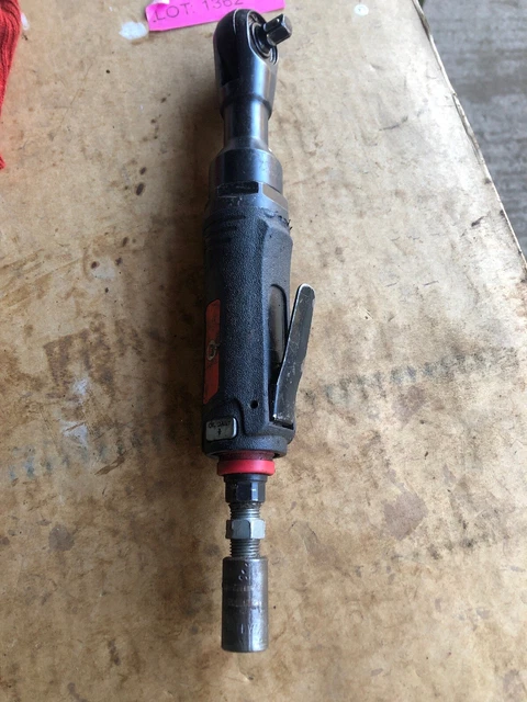 Universal Air Tools Ratchet
