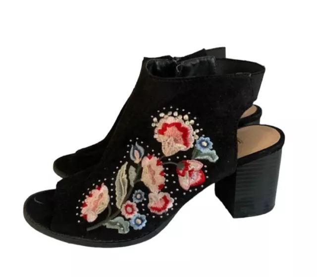 Embroidered sales boots primark