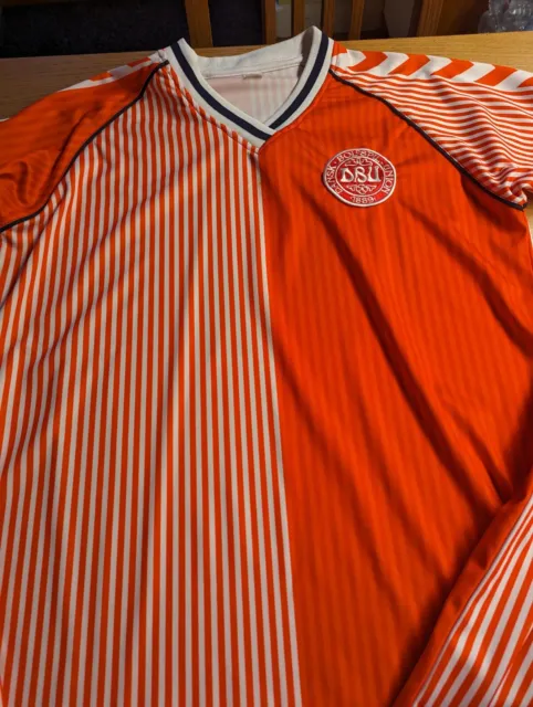 1986-1987 Hummel Denmark home reproduction football shirt large