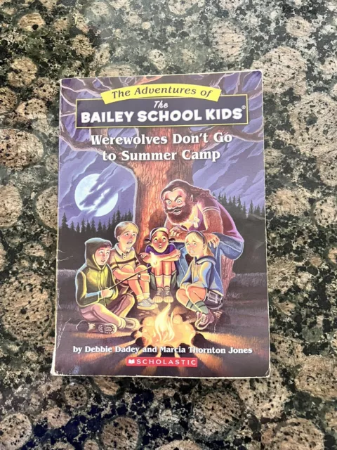 Werewolves Don't Go to Summer Camp (Bailey School Kids #2) - Paperback - GOOD