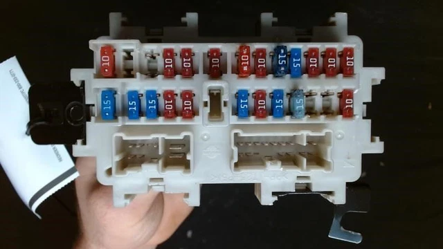XTERRA    2006 Fuse Box Cabin 2935
