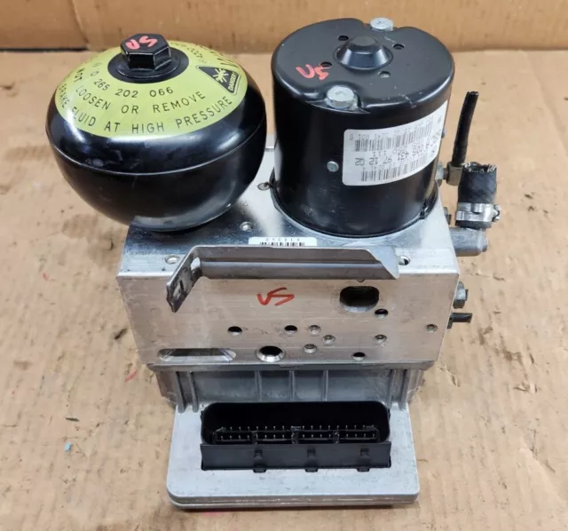 03-06 Mercedes W211 E320 E350 E500 ABS Anti-Lock Brake Pump Module 0 265 960 035