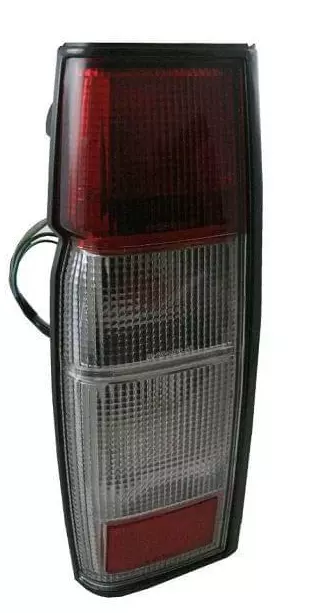 Piloto Tulipa Foco Luz Trasero Nissan Pick Up Navara Np300 D21 D22