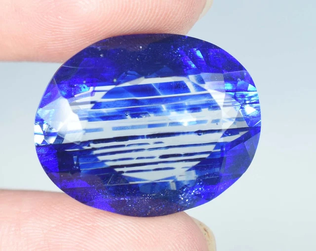 Pierre De Lune Blanche Arc-en-ciel Naturelle 16,42 Carats - Coupe Ovale, Provenance Sri Lanka