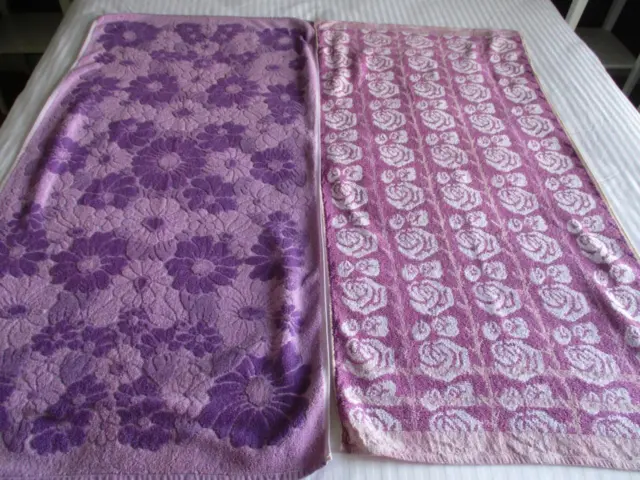 2 X Vintage Retro Bath Towels Purple Flower Power