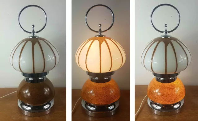 Belle lampe opaline et métal chromé – années 70's