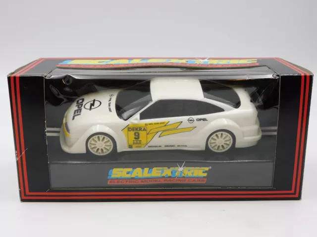 Scalextric Opel Calibra V6 Equipo Joest #9 slot car C701 1:32 MIB Hornby Scx