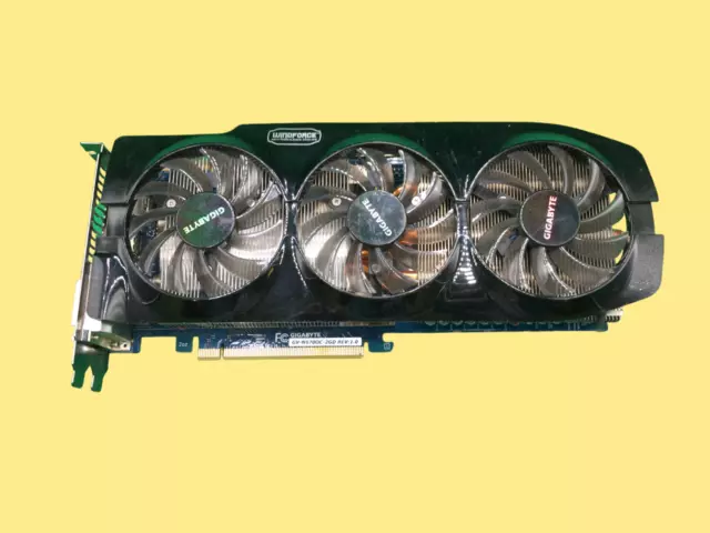 GIGABYTE Nvidia Geforce GTX 670 2GB GDDR5 Grafikkarte, Gebraucht, Getestet