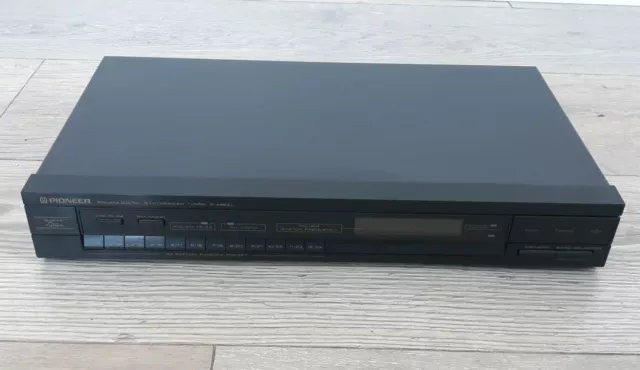 Pioneer AM FM Digital Synthesizer Tuner F-X88ZL Black Seperate Vintage Retro