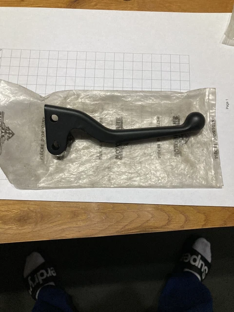MOULURE DE PLAQUE d'immatriculation avant MERCEDES-BENZ E W211