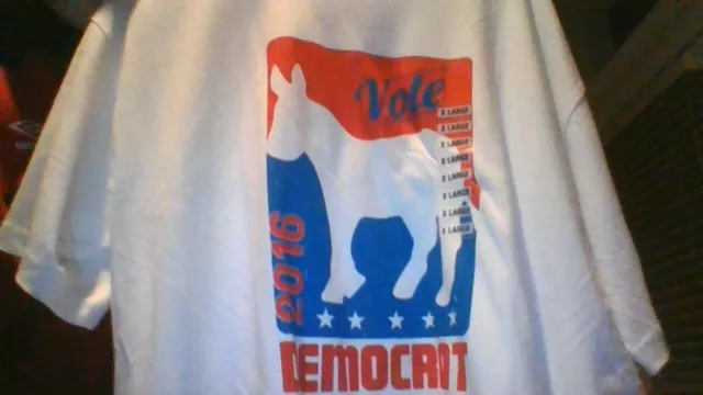 I WANT YOU TO VOTE DEMOCRAT 2016 DONKEY Shirt sz L NEW WHITE