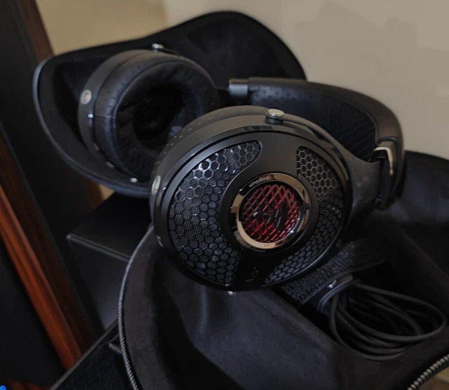 Focal Utopia headphones 2022/2023 latets model Mint boxed
