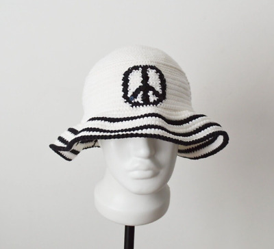 Chapeau seau au crochet brodé symbole de paix Chapeau de pêcheur tricoté...